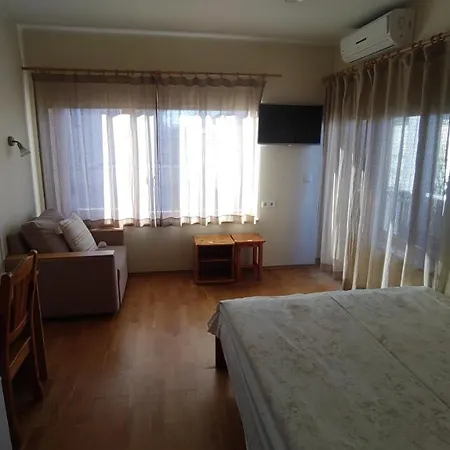 Aisa Homestay *